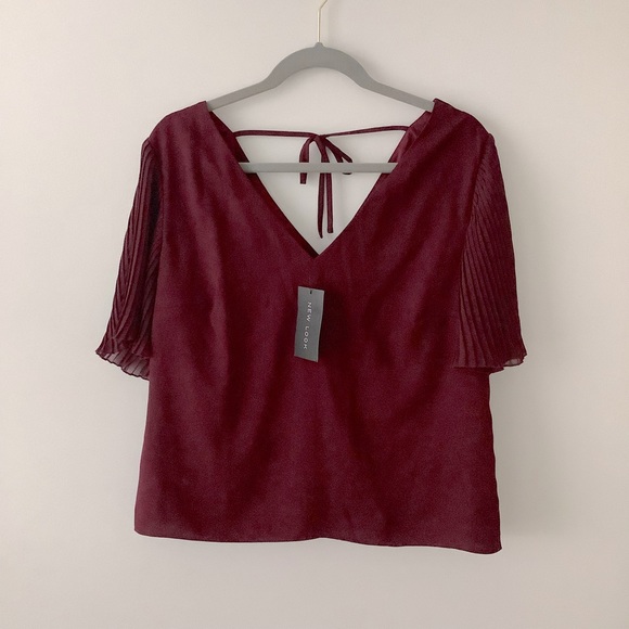 NWT New Look Red wine Tie Back Short Pleat Sleeve Blouse size 16 - Picture 1 of 6